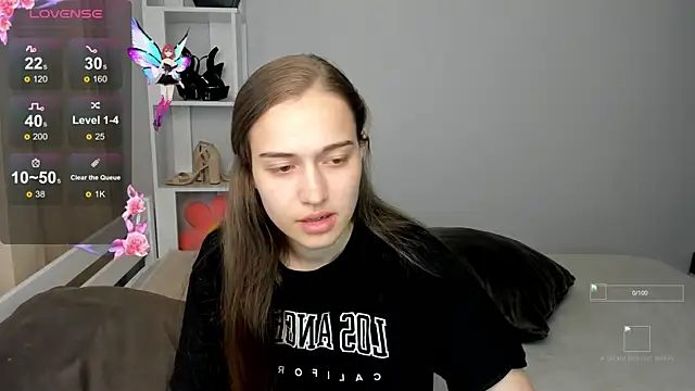 Snapshot of Alisa__Kelly chatting on September 10, 12:32 am Alisa Kelly online show from September 10, 12:32 am