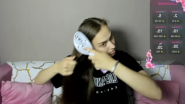 Snapshot of Alisa__Kelly chatting on September 12, 12:55 am Alisa Kelly online show from September 12, 12:55 am