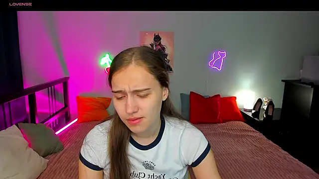 Snapshot of Alisa__Kelly chatting on October 5, 12:42 am Alisa Kelly online show from October 5, 12:42 am