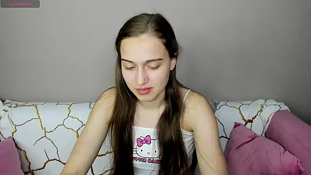 Snapshot of Alisa__Kelly chatting on October 12, 12:09 am Alisa Kelly online show from October 12, 12:09 am