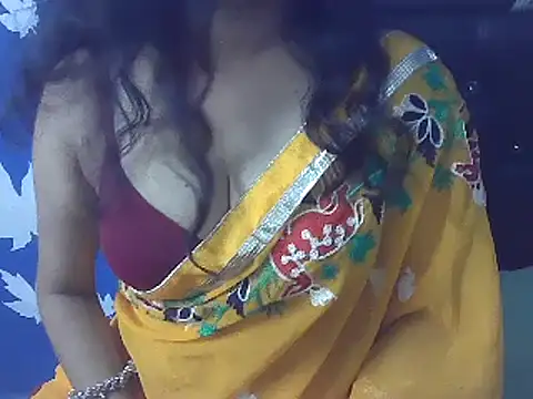 SoftButDeadly0 online show from October 22, 6:18 pm