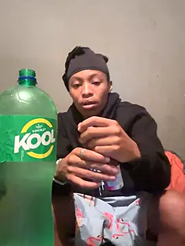 Snapshot of Tookey012 chatting on September 27, 5:07 pm Tookey012 online show from September 27, 5:07 pm