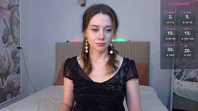 Snapshot of SkyHelen chatting on September 26, 4:38 am SkyHelen online show from September 26, 4:38 am