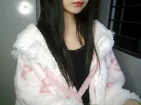 Annabelle-e online show from November 18, 9:19 pm