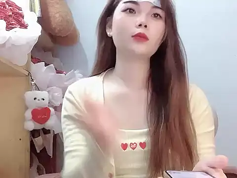 Snapshot of Pony898 chatting on October 28, 1:25 pm Pony898 online show from October 28, 1:25 pm