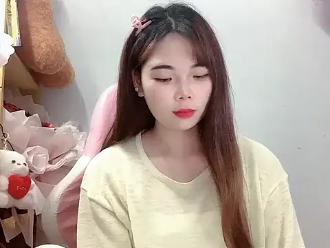 Snapshot of Pony898 chatting on November 6, 3:46 pm Pony898 online show from November 6, 3:46 pm