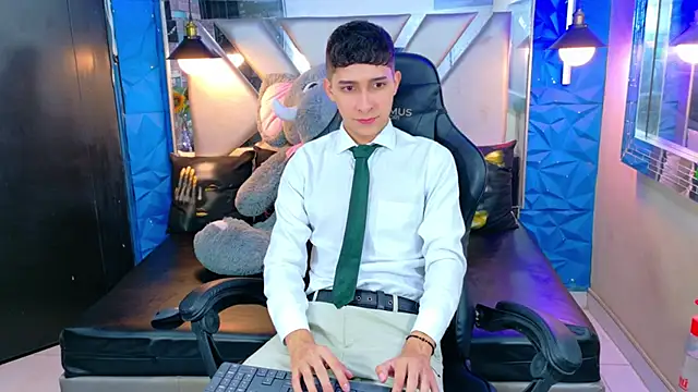 Snapshot of Kygo_Williams chatting on September 20, 1:45 pm Kygo Williams online show from September 20, 1:45 pm