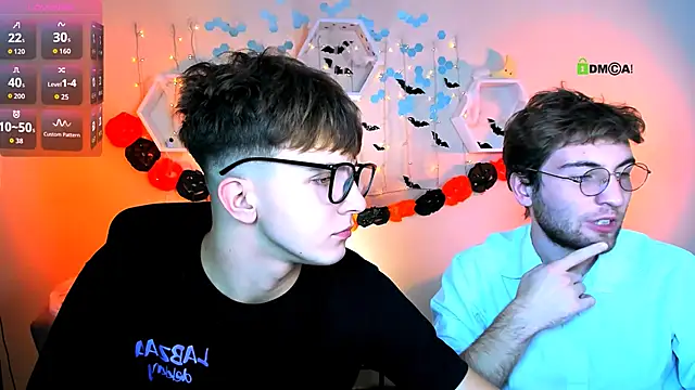 travis wolf  online show from October 25, 7:08 pm