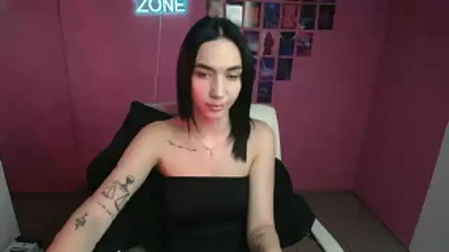 Snapshot of Bella_Night4 chatting on October 24, 5:48 am Bella Night4 online show from October 24, 5:48 am