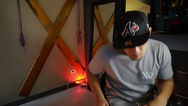 massimo vidal  online show from September 12, 1:22 pm