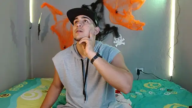 massimo vidal  online show from October 27, 2:54 pm