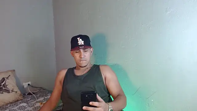 massimo vidal  online show from November 9, 2:54 am