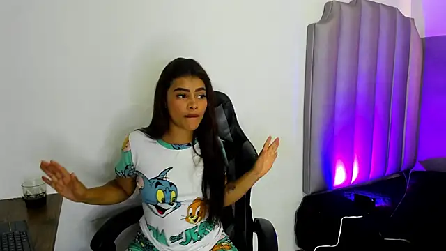 Miaa Rosse online show from October 19, 12:39 pm