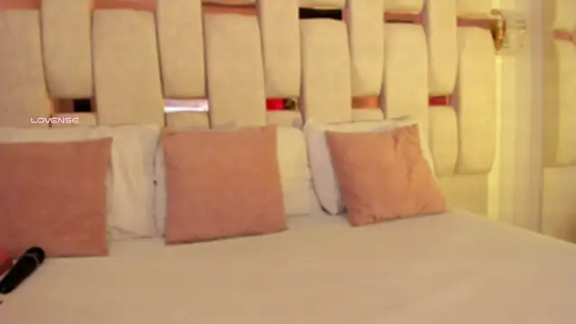 charlotte line online show from October 15, 5:02 pm