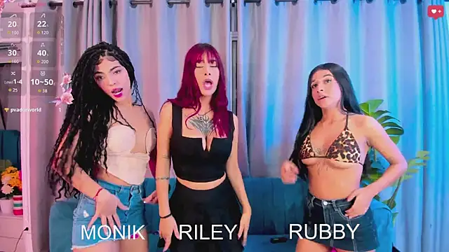 Evil Giirls online show from October 5, 1:59 am