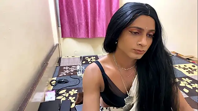 LuvLayla online show from September 16, 4:52 pm