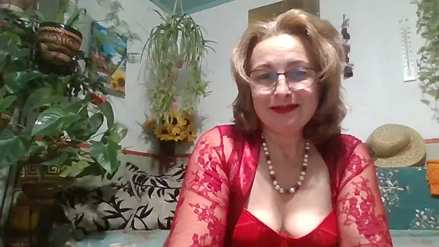 Snapshot of ZhannaLove480 chatting on November 18, 2:54 pm ZhannaLove480 online show from November 18, 2:54 pm