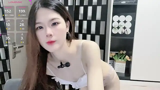 Yueyue-MM online show from September 26, 12:14 am