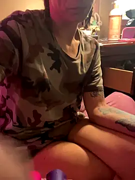 d3luluxx online show from November 1, 6:43 pm