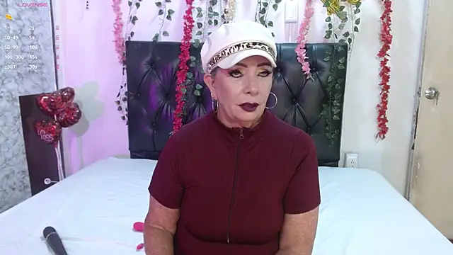  SARAI DUPONT online show from March 2, 10:05 pm