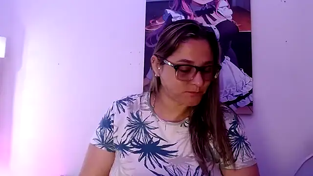 Snapshot of LAHILA_COOPERR chatting on November 19, 12:27 pm LAHILA COOPERR online show from November 19, 12:27 pm