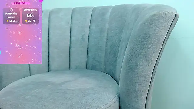 akisha lims26 online show from October 13, 1:00 pm