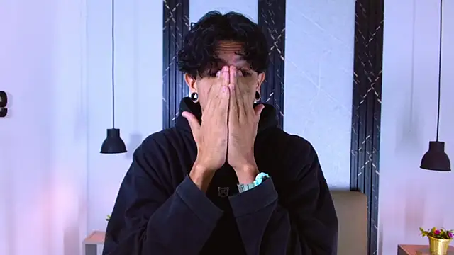 Franvill Trato online show from September 26, 7:18 pm