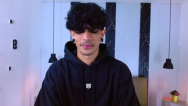 Franvill Trato online show from September 30, 7:08 pm