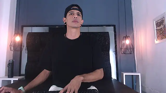 Franvill Trato online show from October 8, 7:11 pm