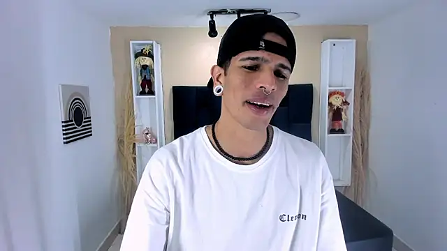 Franvill Trato online show from October 10, 7:35 pm