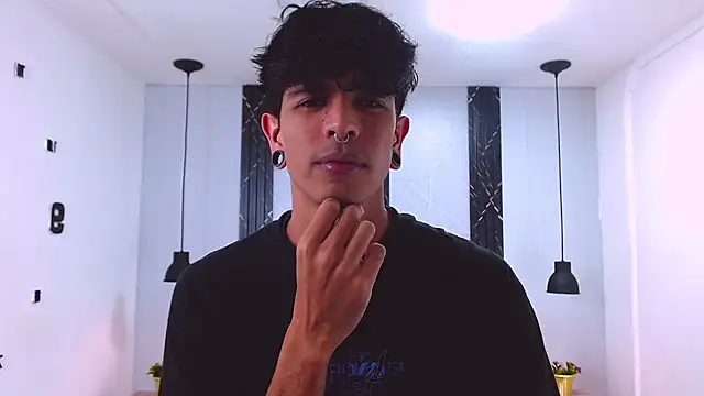 Franvill Trato online show from October 28, 7:05 pm