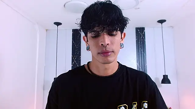 Franvill Trato online show from November 25, 7:14 pm