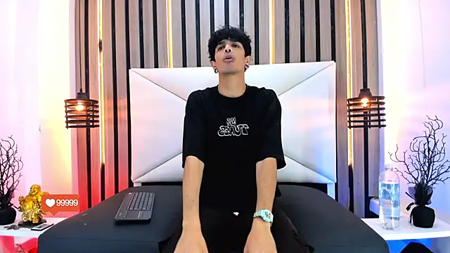 Franvill Trato online show from November 27, 7:38 pm