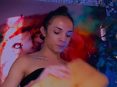 Cristal Gem1 online show from November 18, 11:58 am