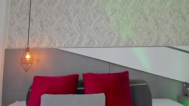 Rose Jener online show from December 3, 2:04 pm