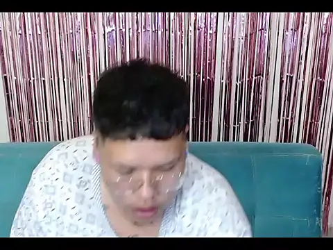 Yulian bigclit7 online show from December 4, 12:53 am