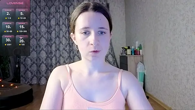  Linett  online show from October 16, 5:47 pm