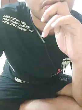 riyamore9623 online show from November 5, 7:52 am