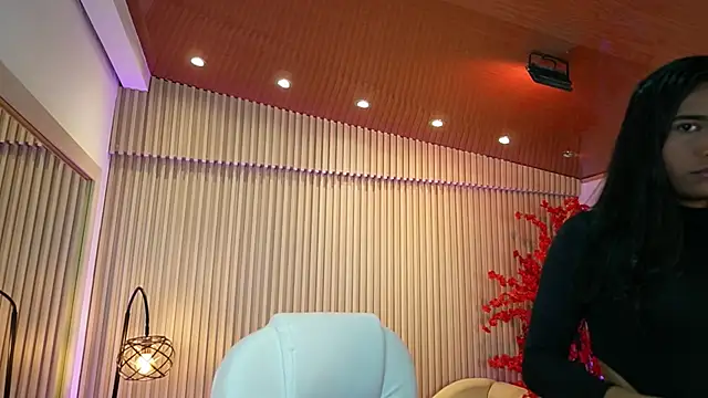 Snapshot of GiaNovak chatting on September 16, 11:33 am GiaNovak online show from September 16, 11:33 am