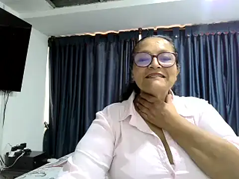  Cristal online show from November 8, 6:07 pm