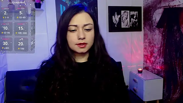 Eva Roussell online show from October 14, 4:30 pm