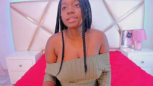 SulyClarck online show from October 7, 8:06 pm