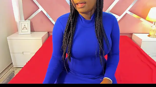 SulyClarck online show from October 9, 7:45 pm