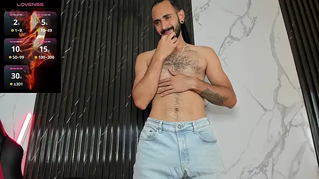 Snapshot of Tatis__ chatting on September 15, 8:31 pm Tatis online show from September 15, 8:31 pm