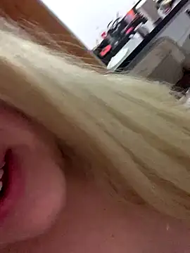 Snapshot of anjinhabs chatting on November 22, 9:14 pm anjinhabs online show from November 22, 9:14 pm