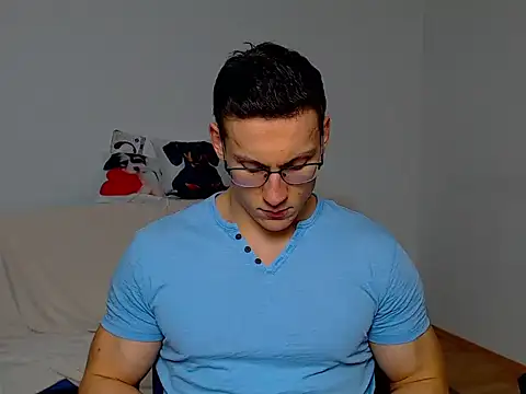 ZeinMiracles online show from October 3, 8:39 pm