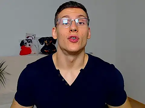 ZeinMiracles online show from October 23, 6:28 pm