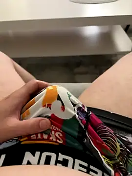 Snapshot of cook907920 chatting on October 8, 8:50 pm cook907920 online show from October 8, 8:50 pm