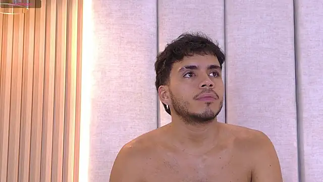 Snapshot of AlexanderJordan chatting on October 5, 6:39 pm AlexanderJordan online show from October 5, 6:39 pm