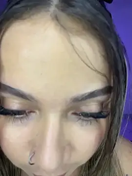 AnnyLopezzz  online show from November 13, 9:03 pm